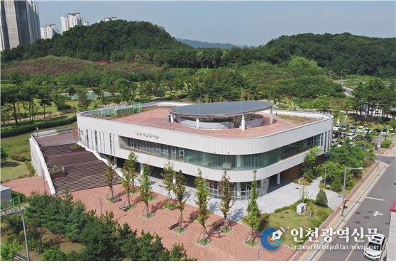 영종하늘도서관 전경