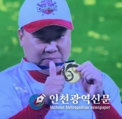 부임 첫해 한국시리즈 우승을 이끈 이범호감독