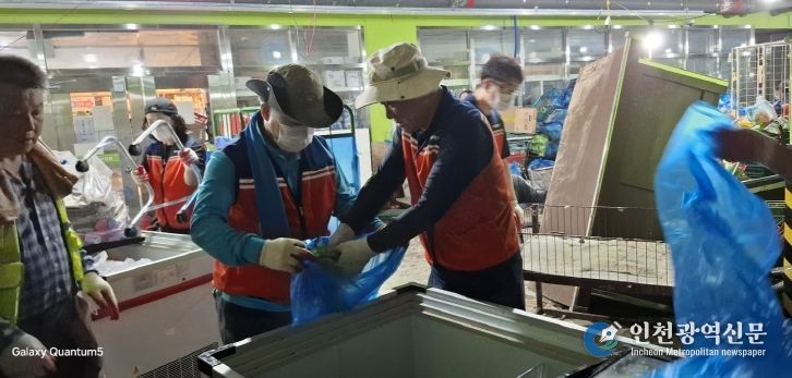 계양구의회 황순남 의원, 자원봉사센터와 함께 침수 피해 복구 자원봉사 활동 전개
