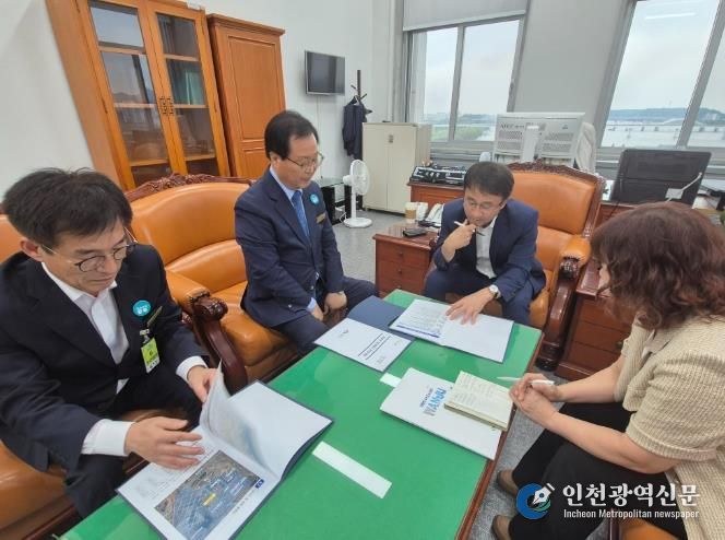 유희태 완주군수, 한병도 예결위원장 만나 국비 요청