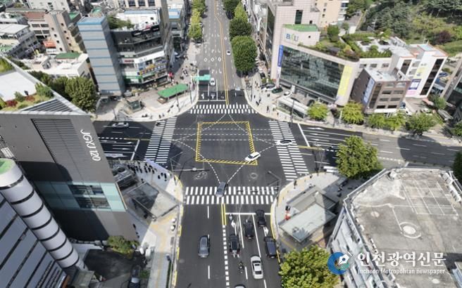 방배역사거리 개선 공사 후