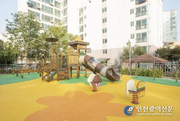 신월5동 쉼터공원 어린이 놀이시설 전경 모습