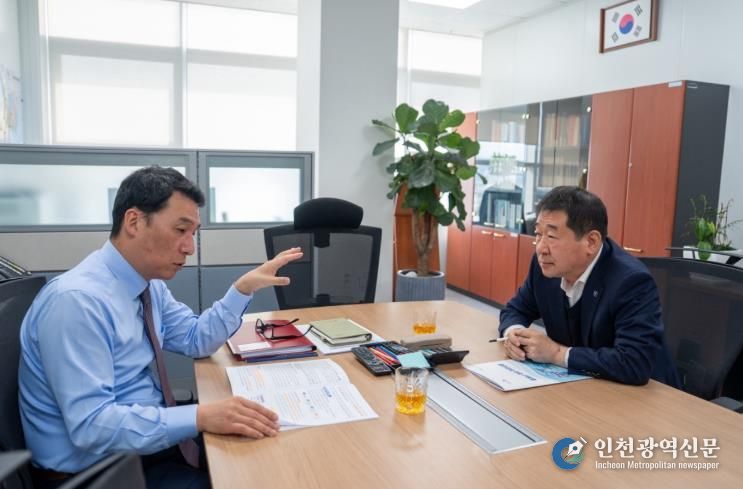 이재영 증평군수 하종목 지방재정국장 면담