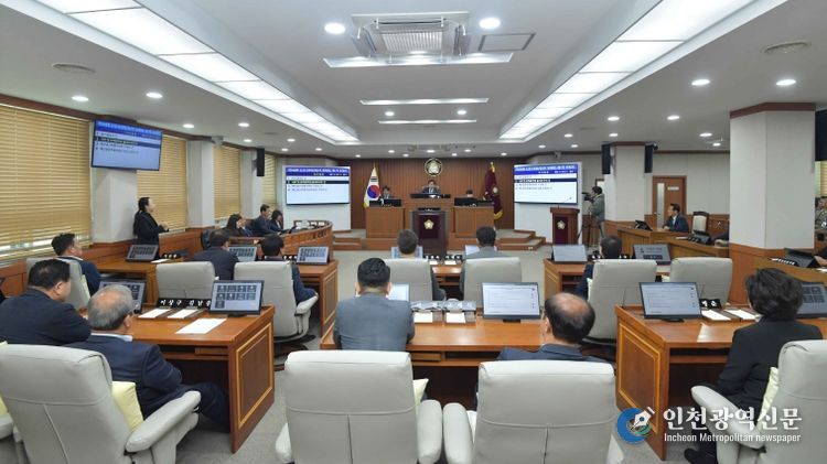 제268회 제2차 정례회 본회의장 전경