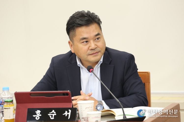 인천 서구 홍순서, 한승일, 백슬기의원, 분구 대비 상징물 및 도시 브랜드 조레 제정