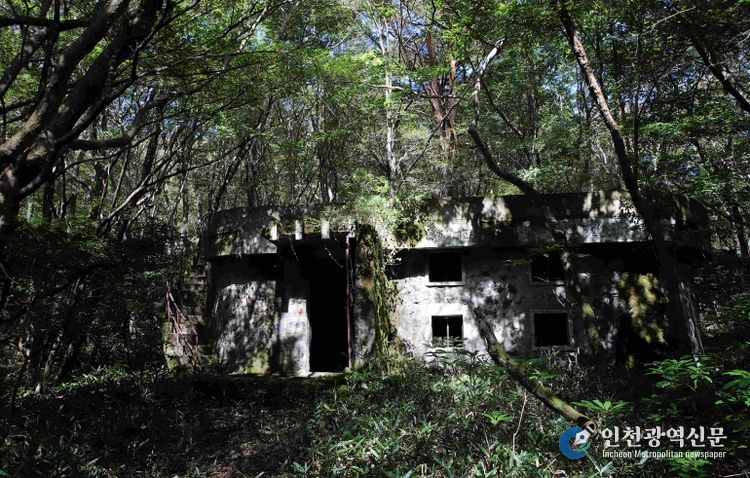 2025년 국가산림문화자산으로 신규 지정된 한라산 남성대 대피소