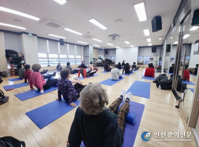 계양구 효성건강생활지원센터, 중장년·노년층 대상 ‘스트레칭 건강교실’ 운영