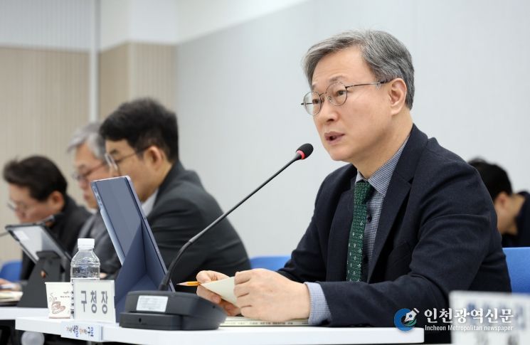29일 열린 ‘2025년 4분기 공약사업 검토보고회’에서 장인홍 구로구청장이 말하고 있다.