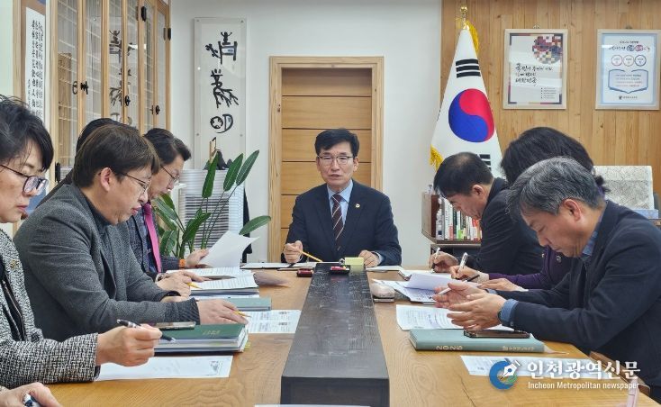 윤건영 교육감, 현장 의견 반영-