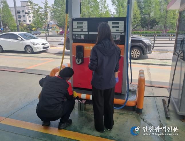 천안시가 유가상승으로 인한 불법행위를 예방하기 위해 주유소 합동점검을 추진하고 있다.