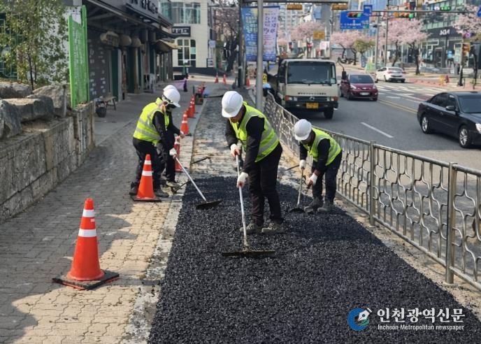 익산시, 인도 정비 본격…안전한 보행 환경 조성