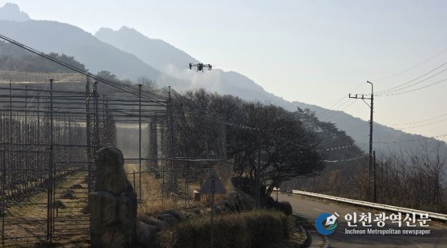산청군, 명품사과 드론으로 지킨다