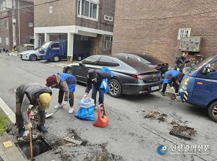 의정부시 의정부2동, 여름철 침수 피해 예방 위해 빗물받이 정비 실시
