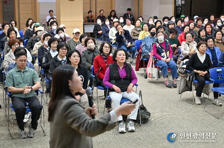 광주 서구, 천원국시 참여 어르신 건강까지 챙긴다