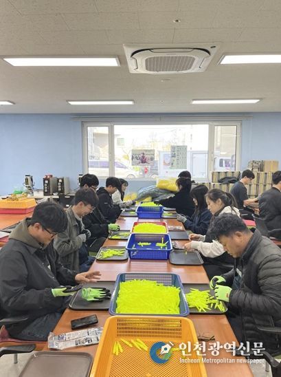 강원특별자치도 제2청사 봉사동아리 ‘함께하지(G)’, 장애인의 날 맞아 따뜻한 나눔 실천